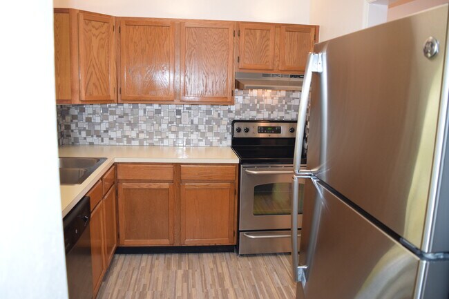 Kitchen - 111 Salamanca Ave