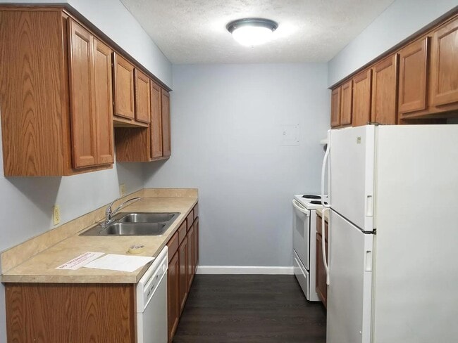 Building Photo - 8620 N 31st St