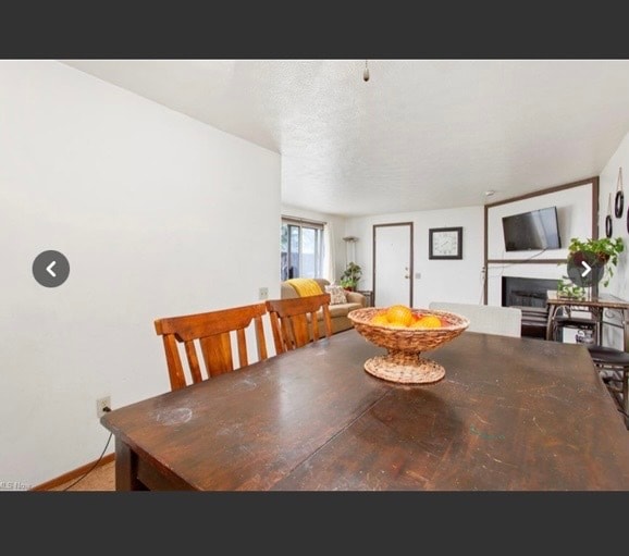 Building Photo - 1335 Lindenwood Dr