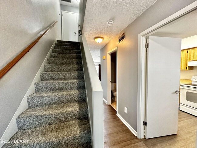 Building Photo - 4790 S Atlantic Ave