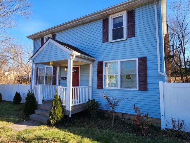 Building Photo - 115 Paul Manafort Dr