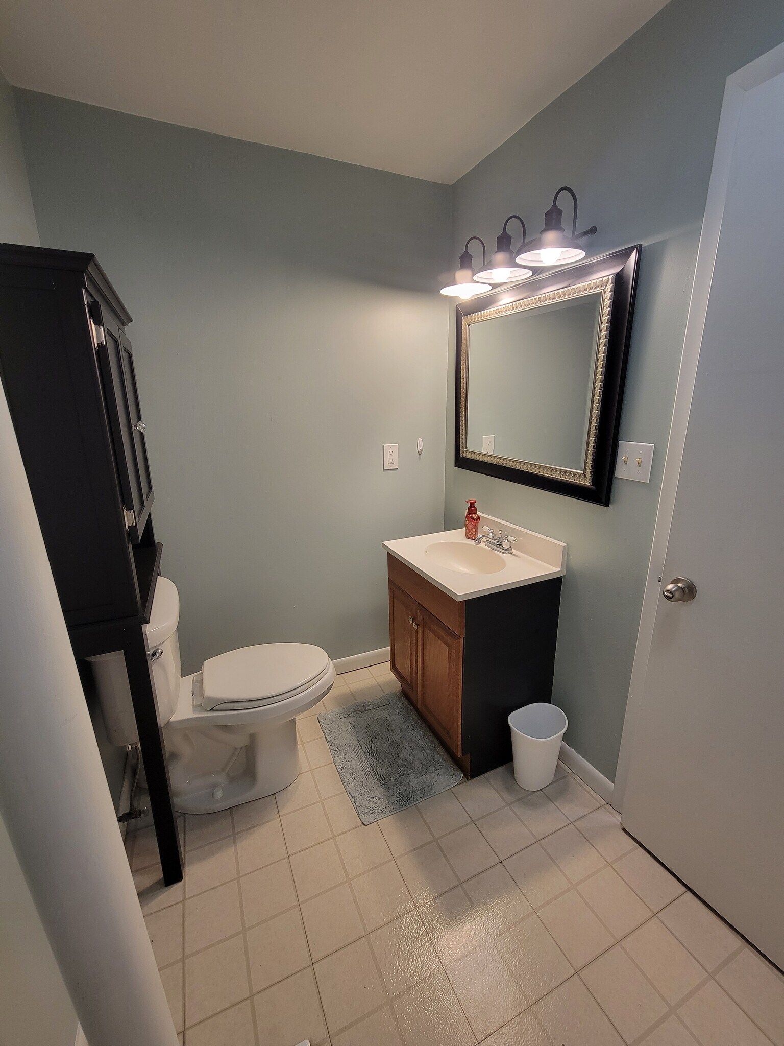 Bathroom - 1628 Bell Ave