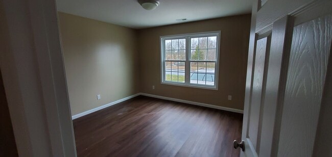 Bedroom #2 - 1019 E Boyd St