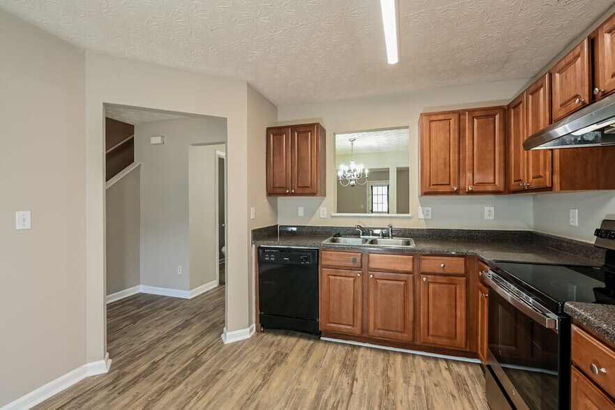 Building Photo - 3915 Waldrop Ln