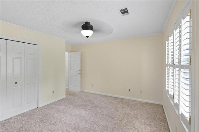 Building Photo - 1211 Whitlock Ridge Dr