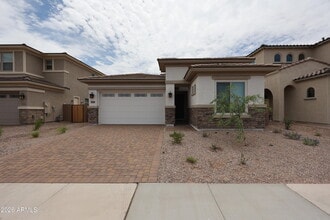 Building Photo - 7683 W Smoketree Dr