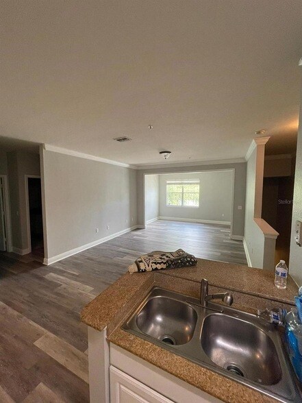 Building Photo - 142 Southern Pecan Cir