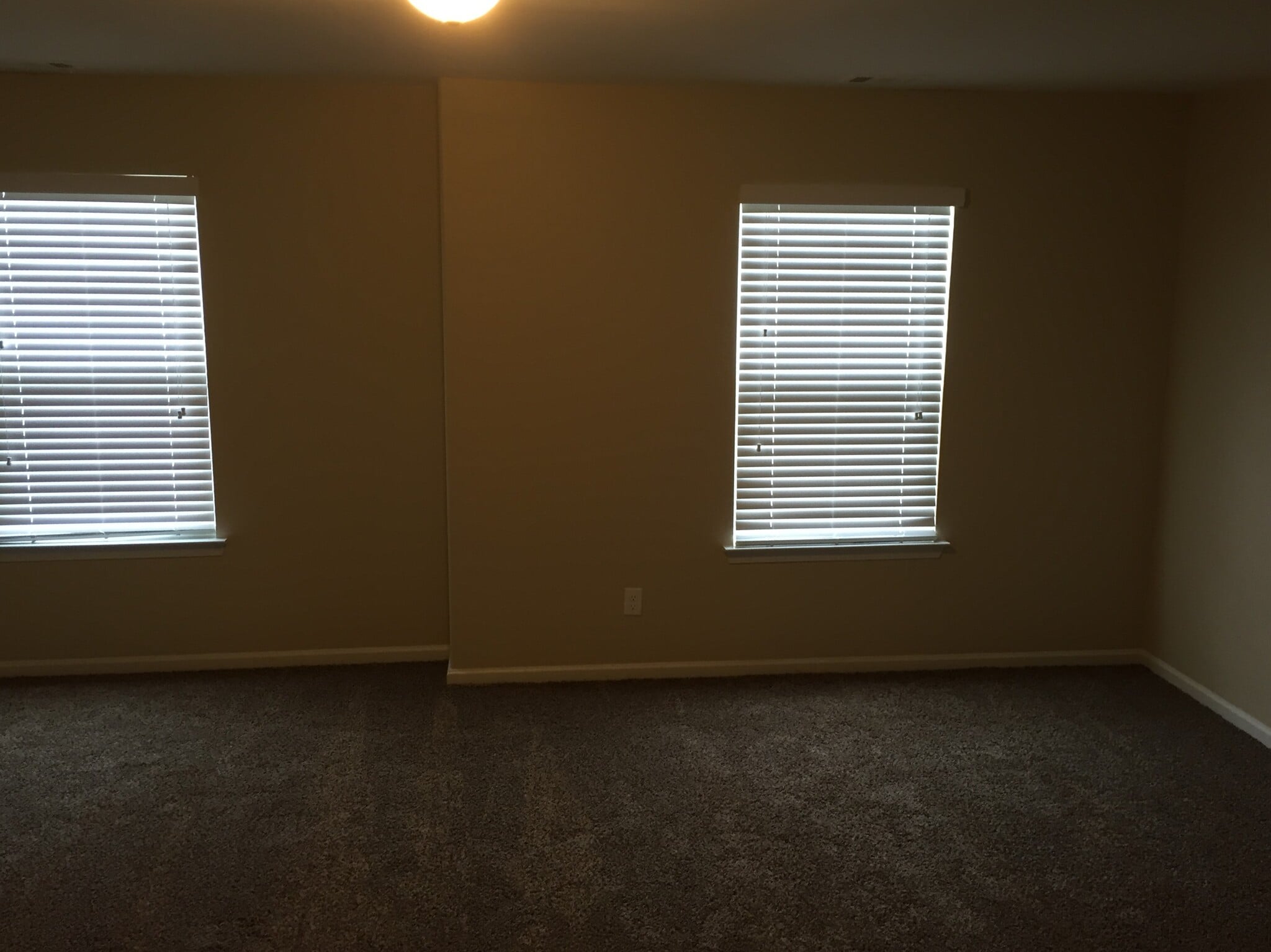 Building Photo - 17 Amber Dr