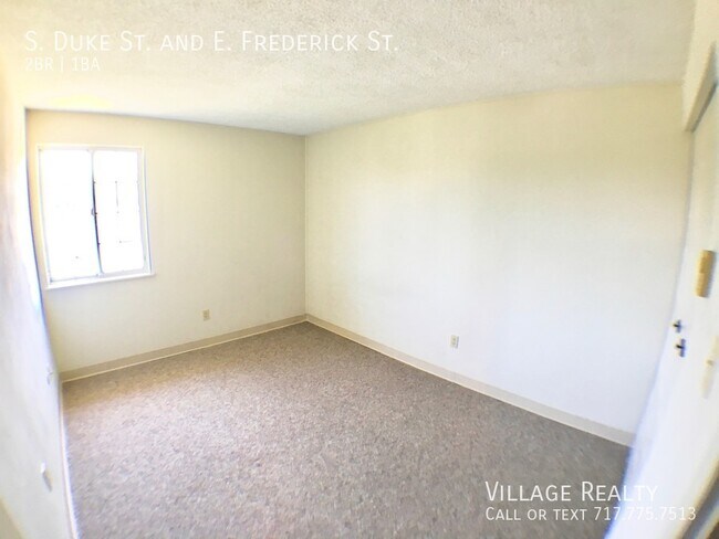 Building Photo - 119 S Duke St