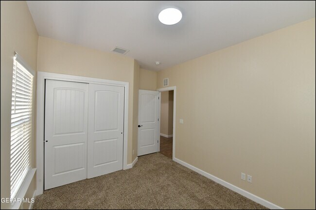 Building Photo - 15149 Imagine Dr