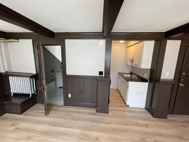 Building Photo - 1902 Game Room - Converted Mansion - Avail...