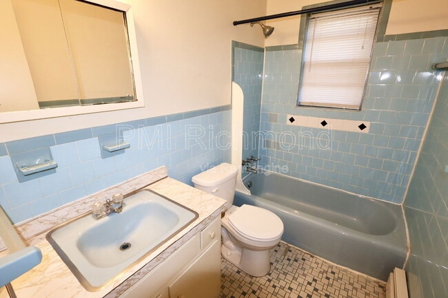 Building Photo - 1108 Ironington Rd