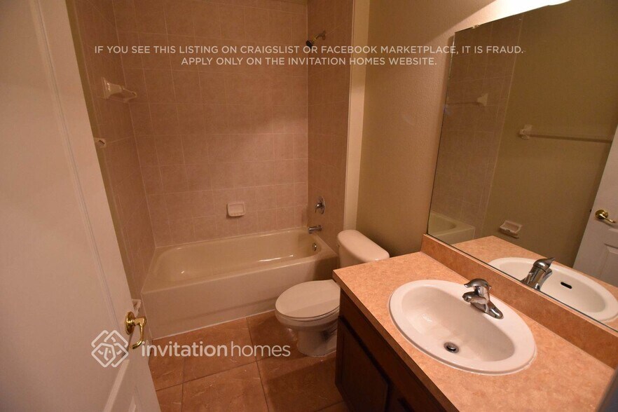 Building Photo - 16526 Deer Chase Loop