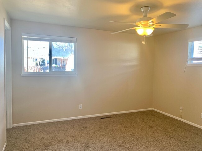 Building Photo - Charming, Updated Ranch-Style Home Near Lake Loveland