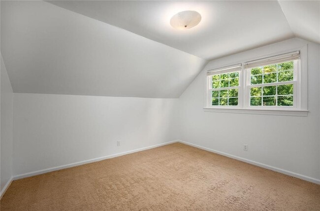 Building Photo - 2030 Sumter St NW