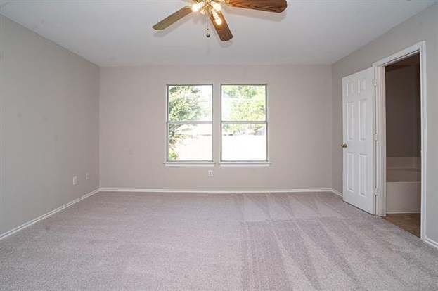 Building Photo - 2704 Frontier Ln