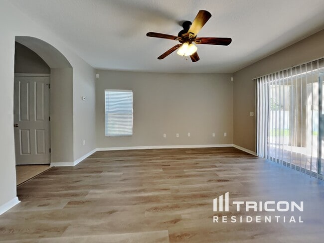 Building Photo - 3606 Heron Island Dr