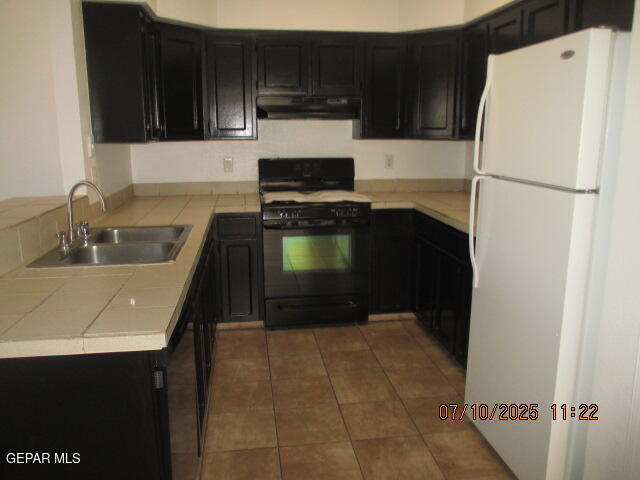 Building Photo - 7540 Le Conte Dr