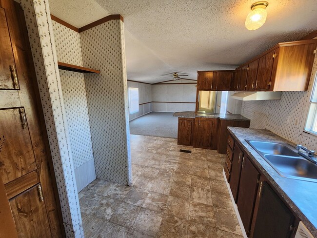Building Photo - 1136 McPherson Valley Rd