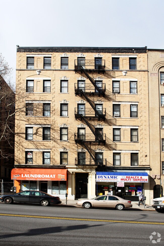 4441 - 4443 Broadway - 4441-4443 Broadway