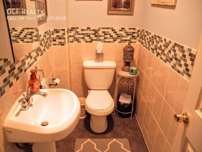 Building Photo - 1712 Rodman St