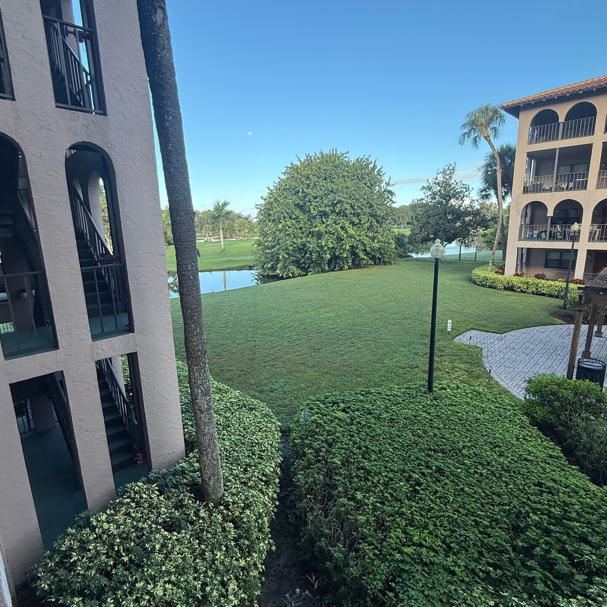 Building Photo - 6150 Gulfport Blvd S