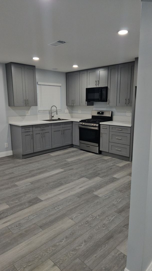 Building Photo - 3 Bedroom 2 Bath House for Rent in Whittier