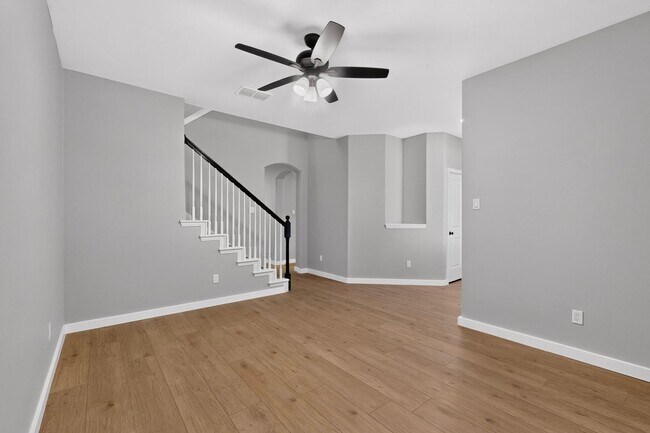 Building Photo - 3312 Glen Crest Ln