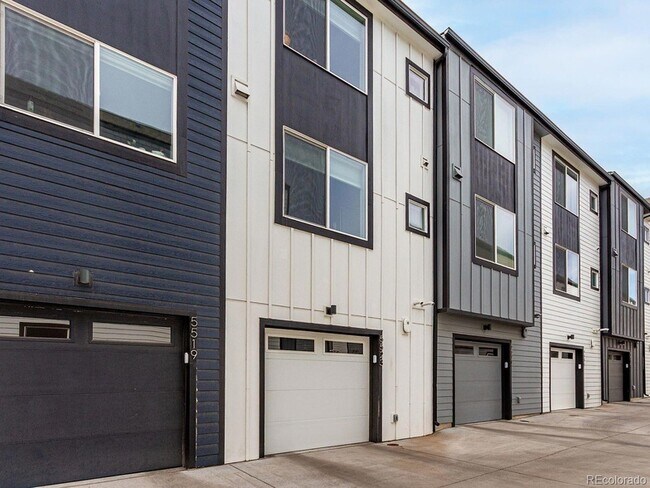 Building Photo - 5523 W 10th Ave