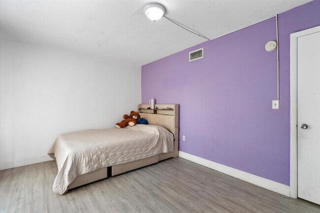 Building Photo - 2759 NW 198th Terrace