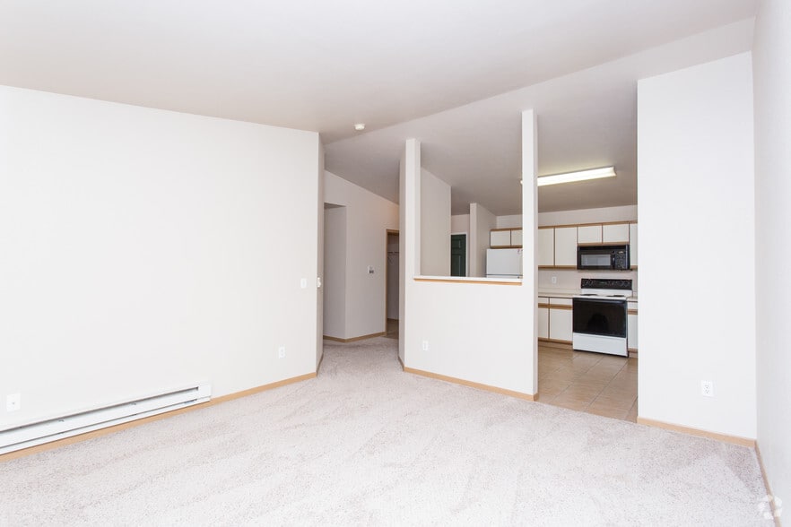 Amber Crossing Apartments 5170 Amber Valley Pky S Fargo ND 58104