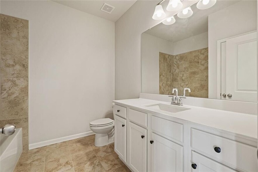 Building Photo - 4240 Hickory Pne Aly