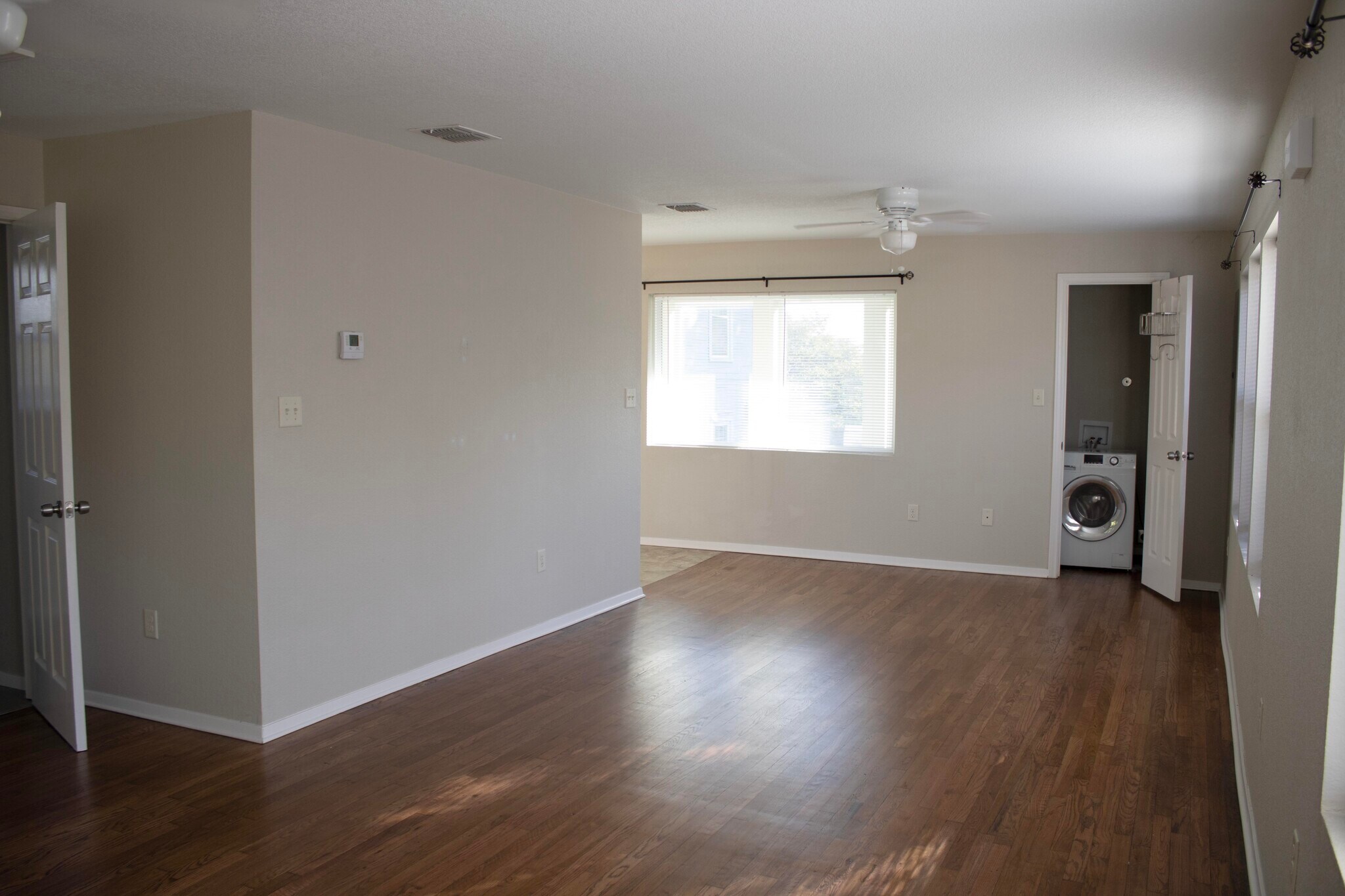 open floor plan - 2534 Lipscomb St