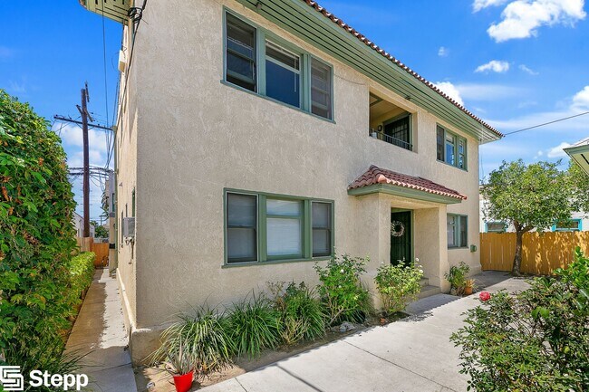 Building Photo - 441 Dawson Avenue