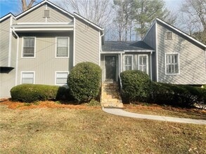 Building Photo - 516 Faith St