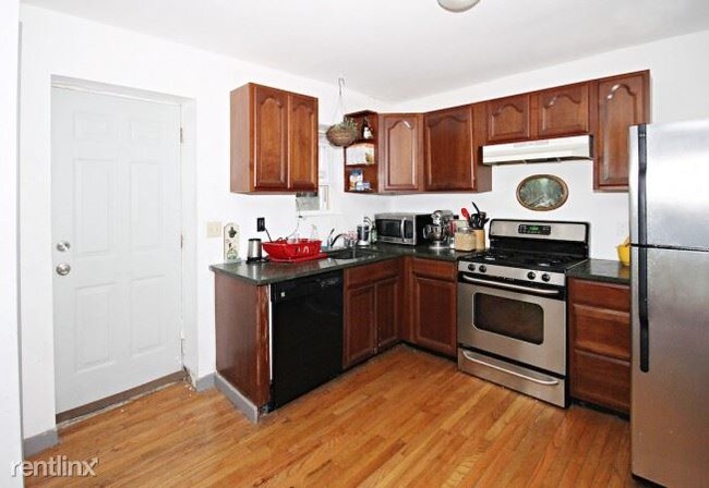 Building Photo - 3 br, 1 bath House - 208 W STILES ST