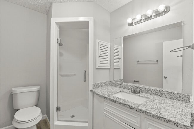 Building Photo - 16310 Cavendish Dr