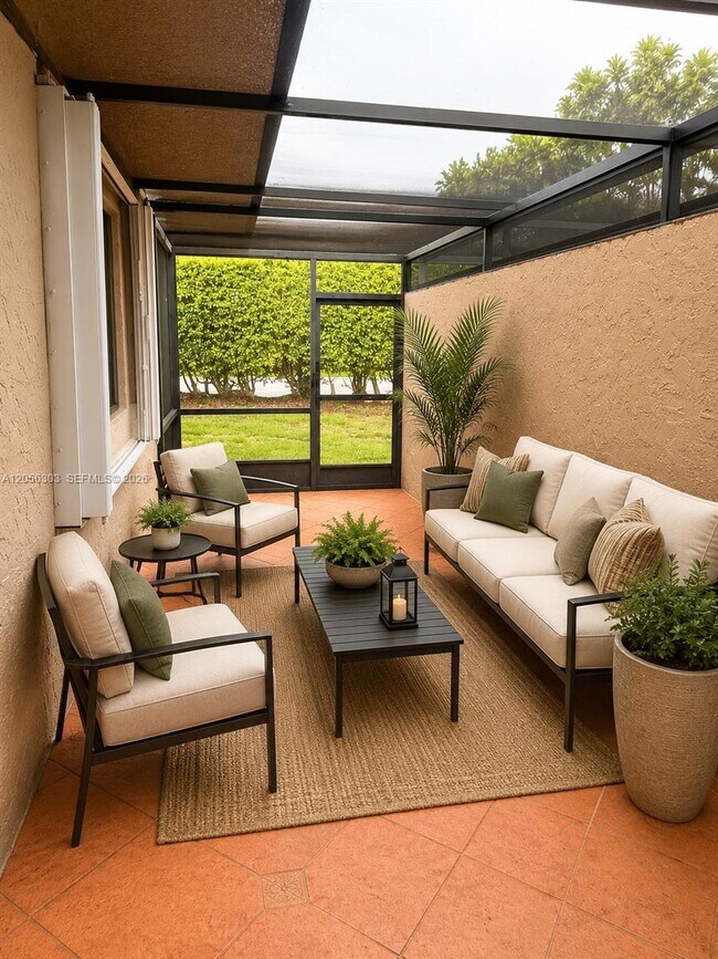 Building Photo - 613 Patio Village Way