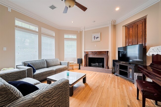 Building Photo - 3665 Maranatha Dr