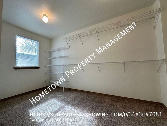 Building Photo - 6763 Steamer Dr SE