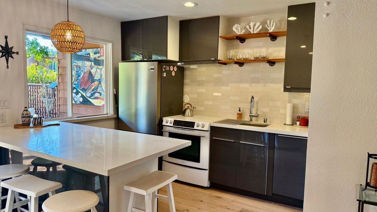 Building Photo - 106 Stanford Way