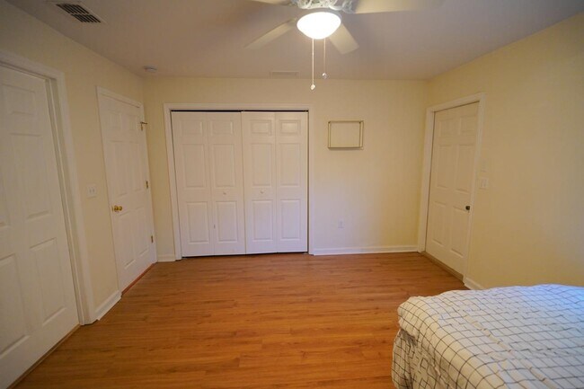 Building Photo - 4434 Gearhart Rd