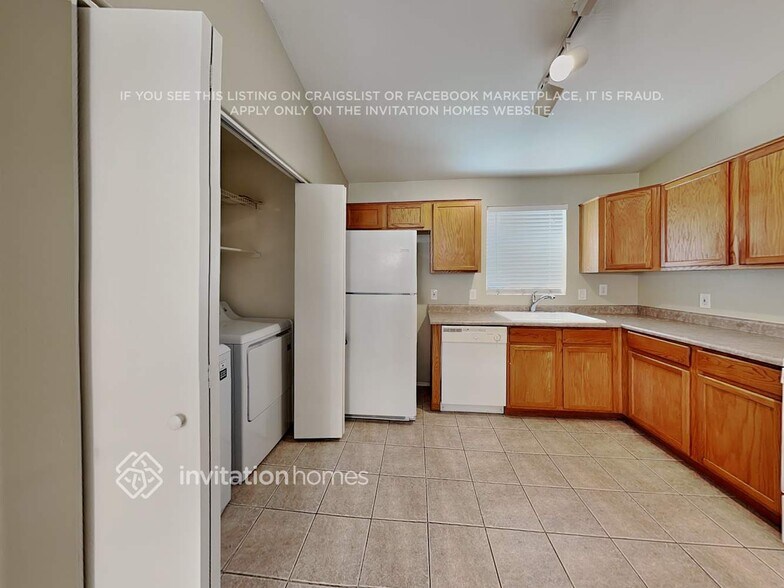 Building Photo - 17416 N 16th Pl