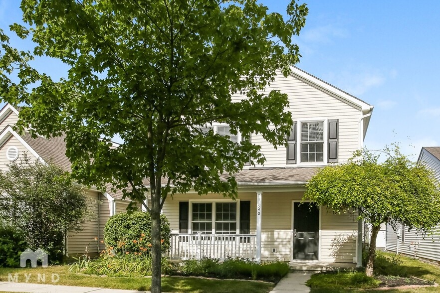 Building Photo - 540 Rockets St