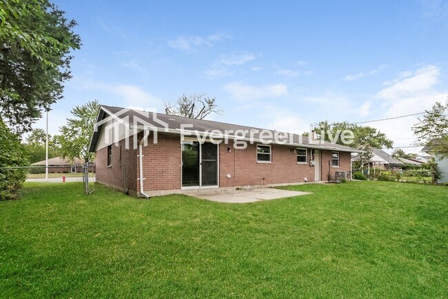 Building Photo - 5862 Brandt Pike