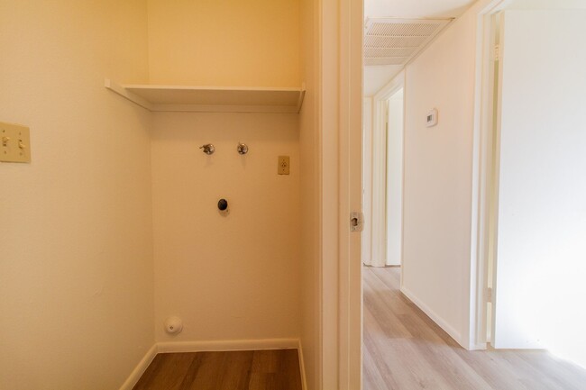 Building Photo - Check Out This Charming 2-Bed Gem with Private Pool