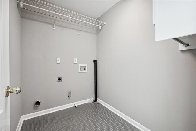Building Photo - 230 Brookeivey Ln