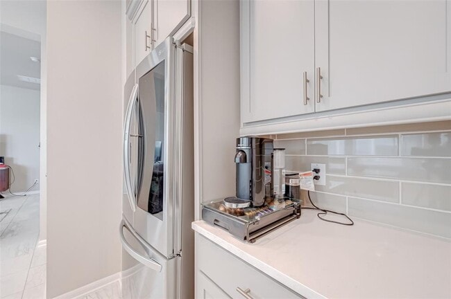 Building Photo - 2523 Terrace Point Dr