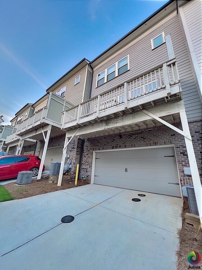 Building Photo - 4254 Spruce Pine Alley