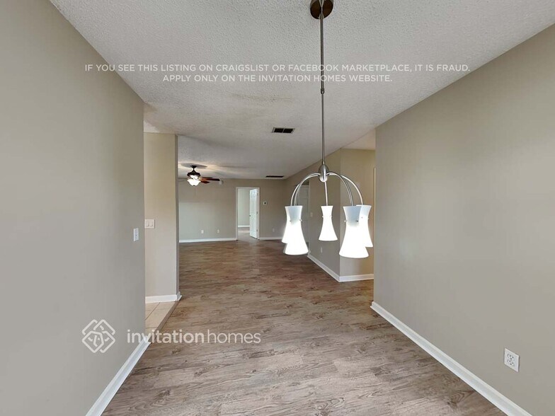 Building Photo - 7856 Collins Ridge Blvd